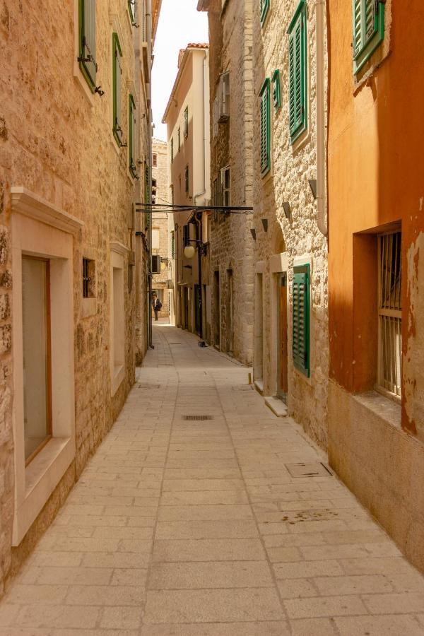 St. Clara Old Town Aparthotel Šibenik Exterior foto